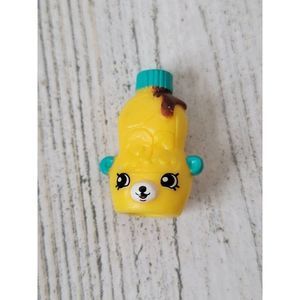 Moose bear face mini syrup bottle toy figure accessory